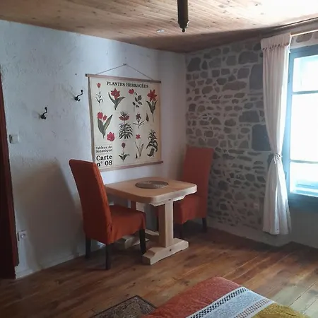 فندق مبيت وإفطار Le Refuge 3*